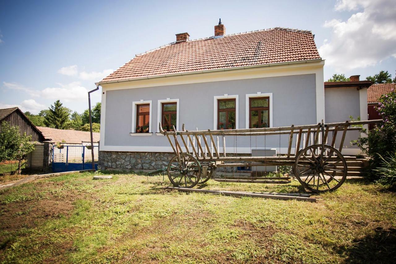 Chalupa U Jezka Morkŭvky Esterno foto